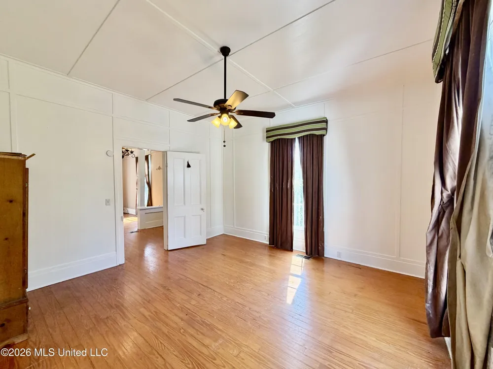 412 S Jackson Street Crystal Springs, MS 39059