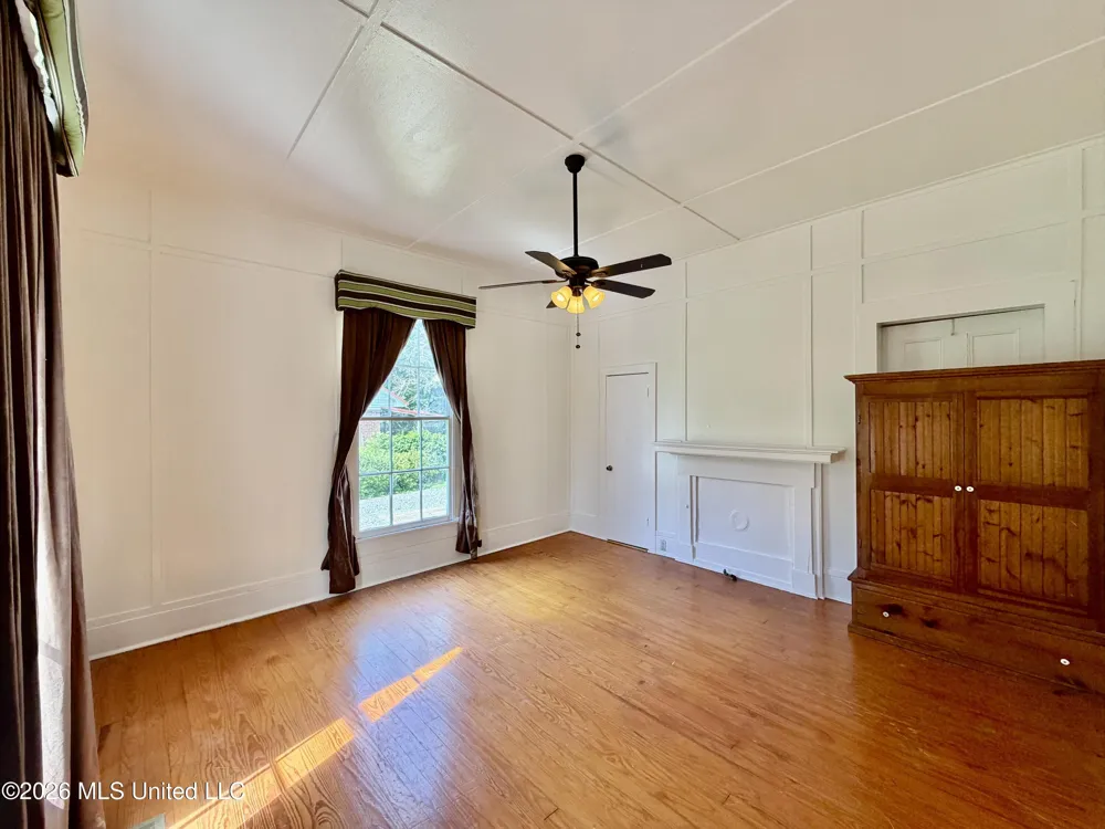 412 S Jackson Street Crystal Springs, MS 39059