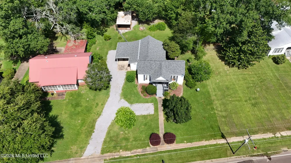 412 S Jackson Street Crystal Springs, MS 39059