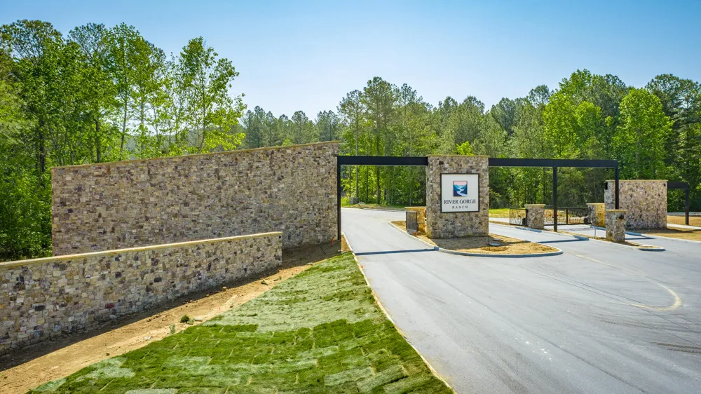 1163 Split Rail Way Guild, TN 37340