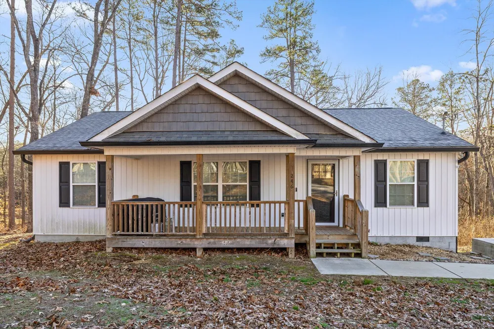 246 Old Babb Road Rocky Face, GA 30740