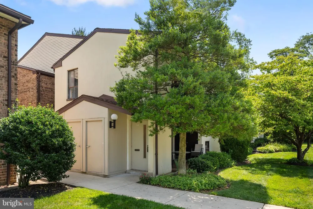 108 RAINTREE LANE #108 Malvern, PA 19355