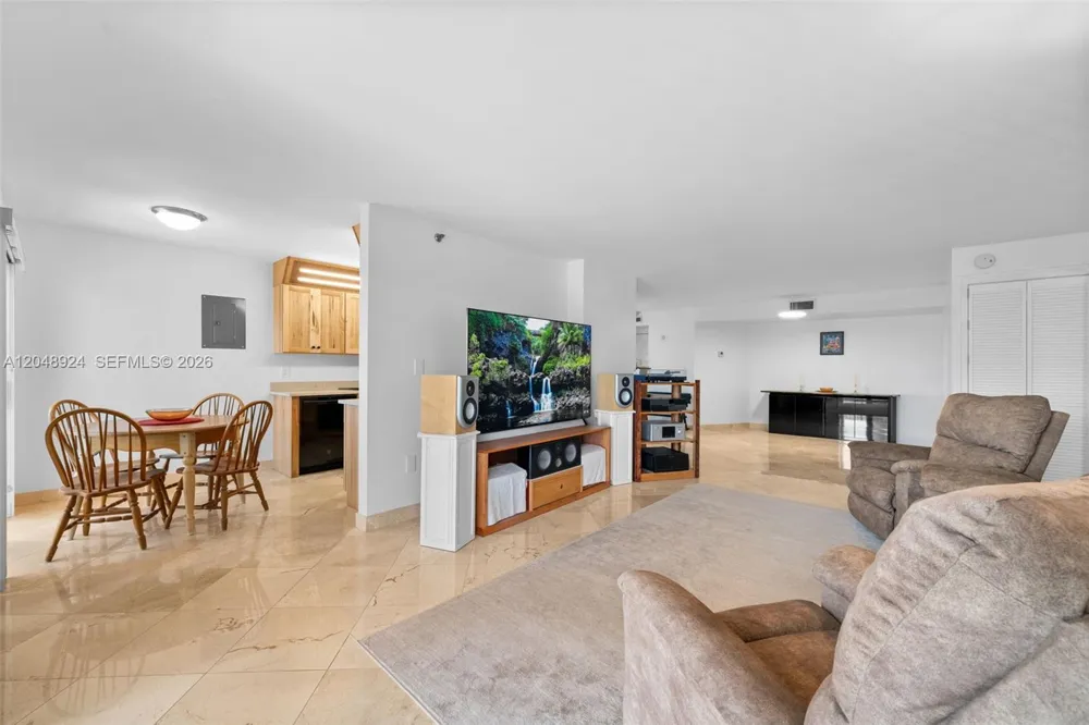1201 S Ocean Dr #410S Hollywood, FL 33019