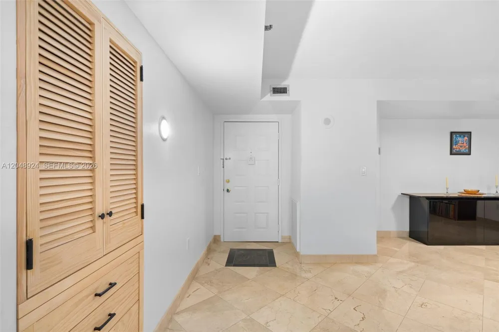 1201 S Ocean Dr #410S Hollywood, FL 33019
