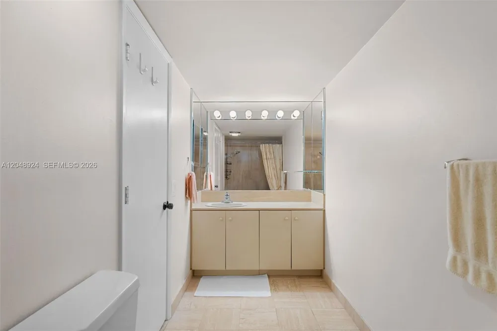 1201 S Ocean Dr #410S Hollywood, FL 33019