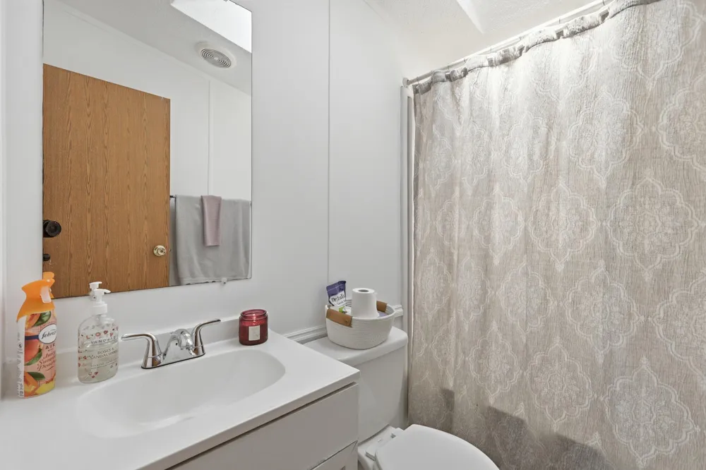 11839 Hidden Harbor #127 Holland Charter Township, MI 49424