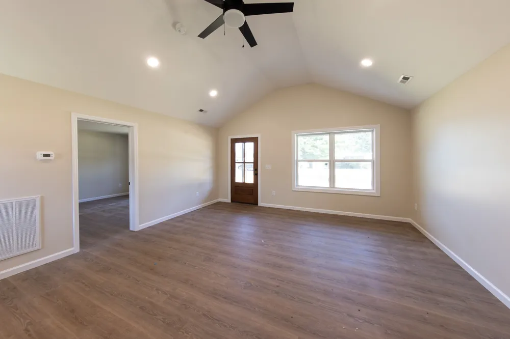 249 N Walnut St Hohenwald, TN 38462