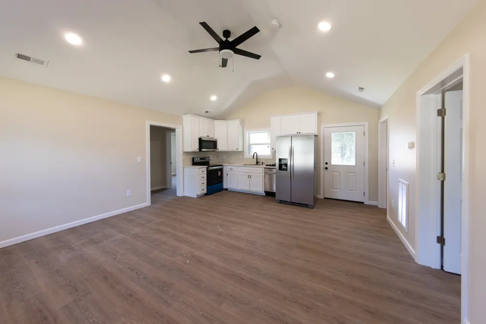 249 N Walnut St Hohenwald, TN 38462