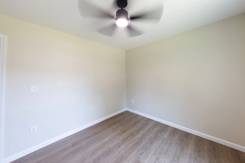 249 N Walnut St Hohenwald, TN 38462