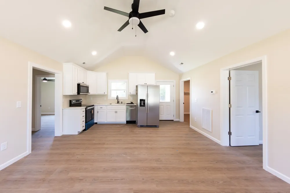 249 N Walnut St Hohenwald, TN 38462