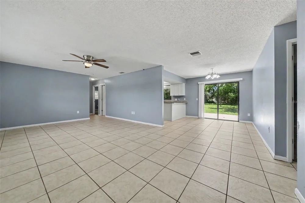 840 RAYSTON STREET Deltona, FL 32725