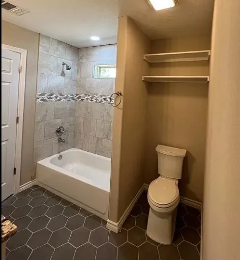 709 W Evans Street Hearne, TX 77859