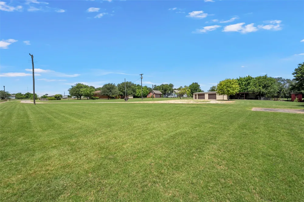 204 Christopher Drive Bruceville Eddy, TX 76524