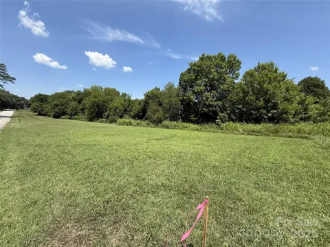 Lot 4 AND 5 W Elliot Street