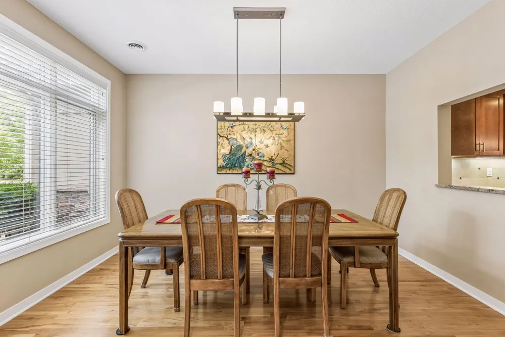 519 Willoughby Way W Minnetonka, MN 55305