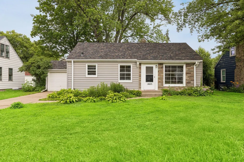 1445 Larpenteur Avenue W Falcon Heights, MN 55113