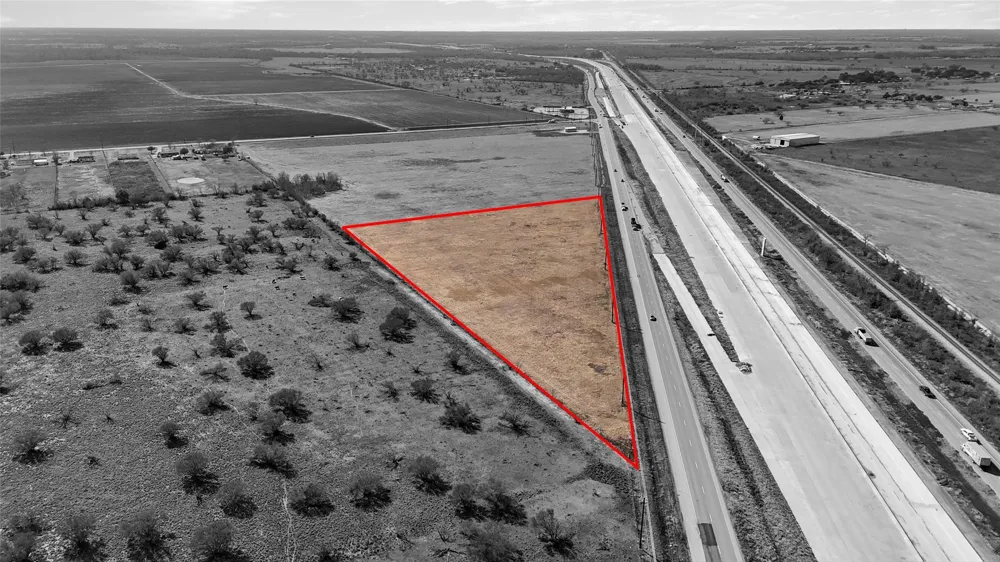 Hwy 59 Hungerford, TX 77448