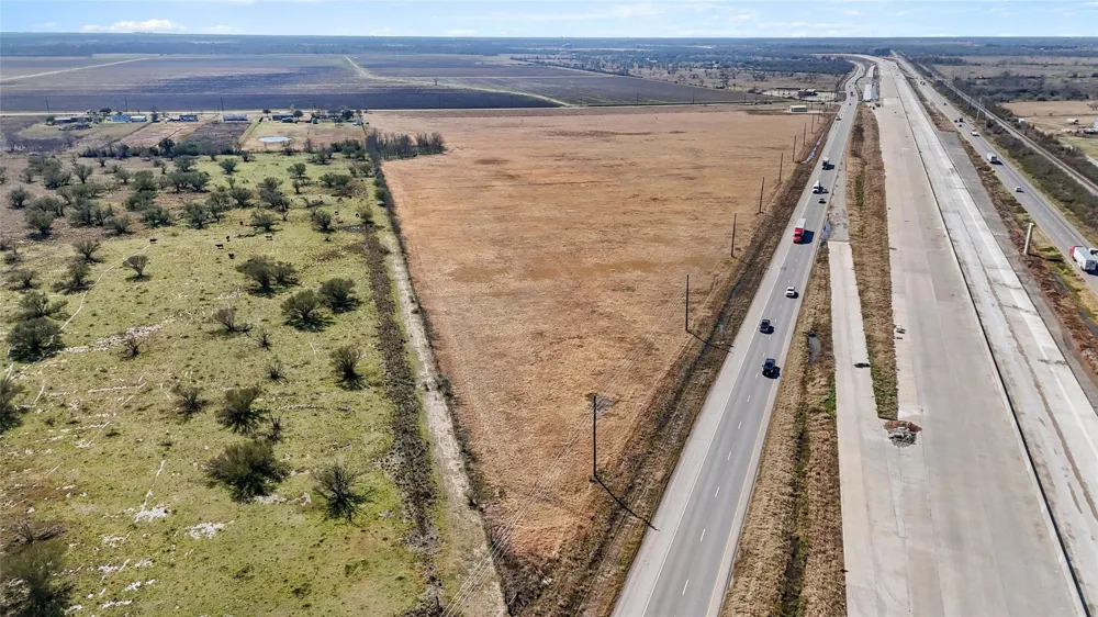 Hwy 59 Hungerford, TX 77448
