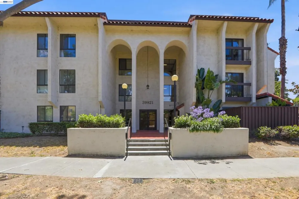 39821 Cedar Blvd #315 Newark, CA 94560