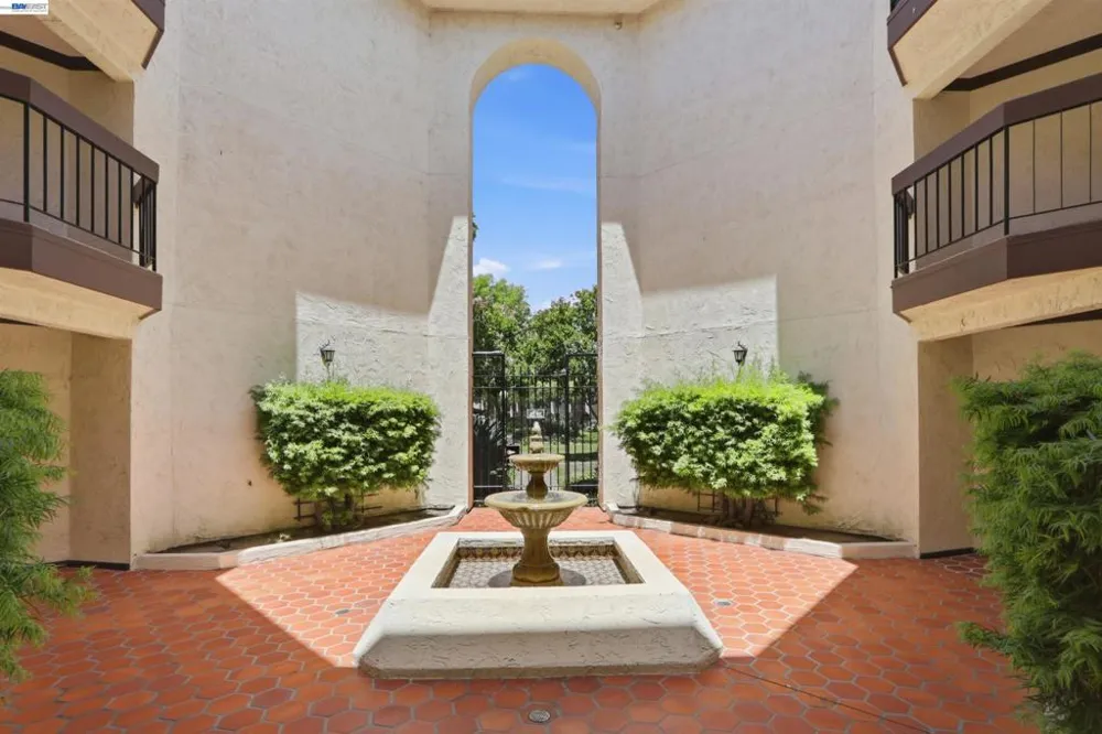 39821 Cedar Blvd #315 Newark, CA 94560