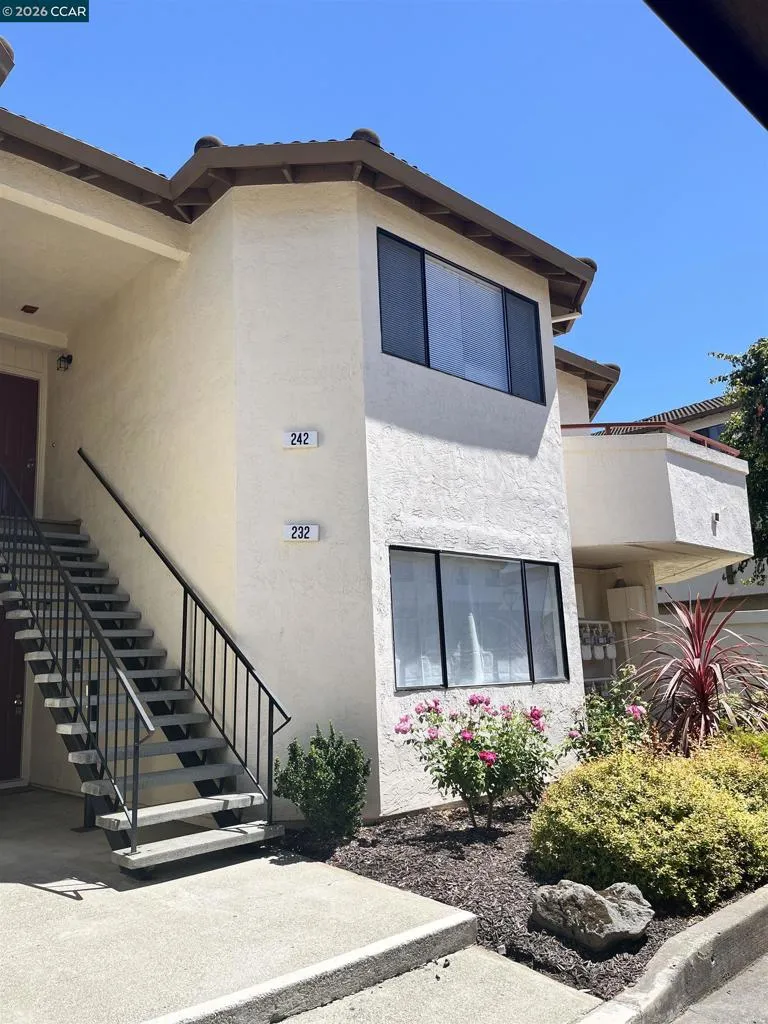 5065 Valley Crest Dr #242 Concord, CA 94521