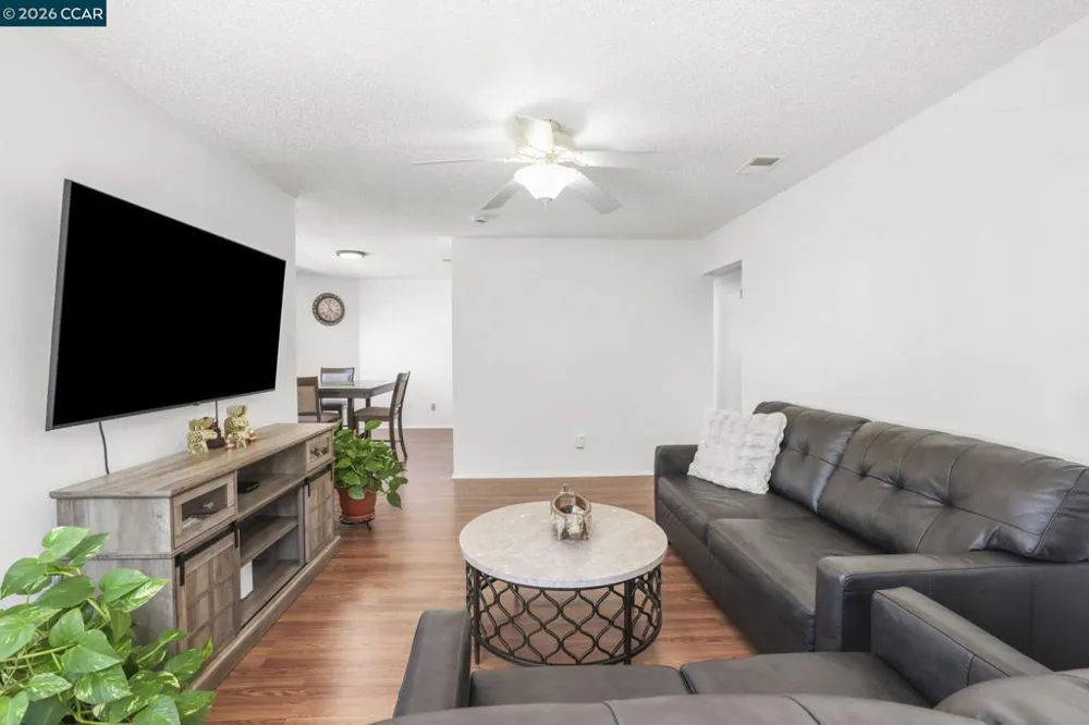 5065 Valley Crest Dr #242 Concord, CA 94521