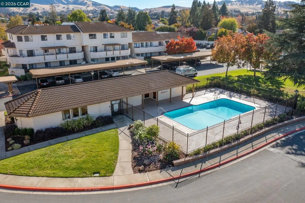 5065 Valley Crest Dr #242 Concord, CA 94521
