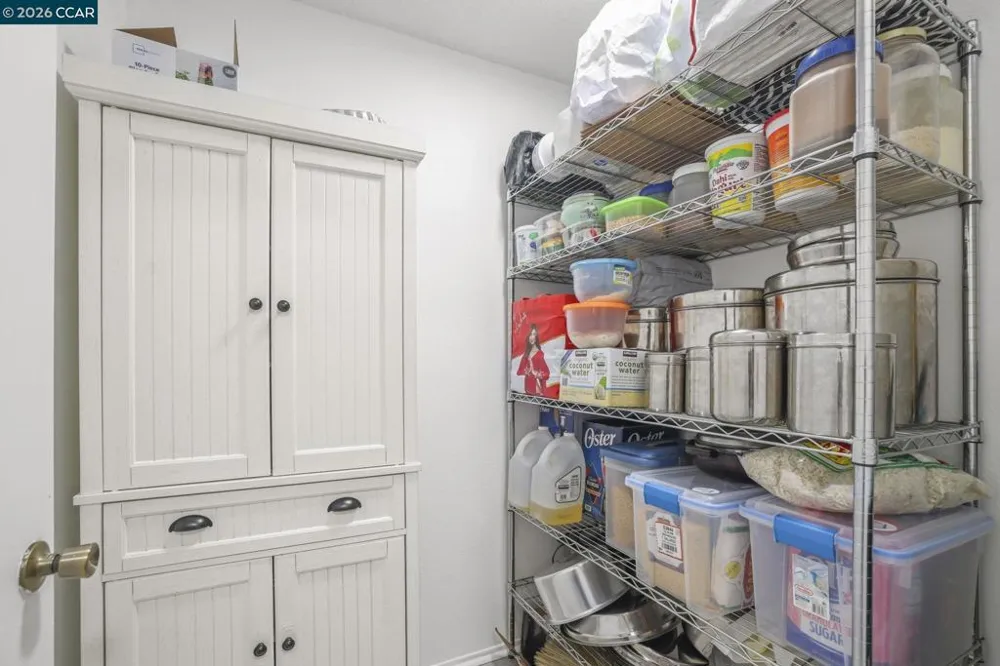 5065 Valley Crest Dr #242 Concord, CA 94521