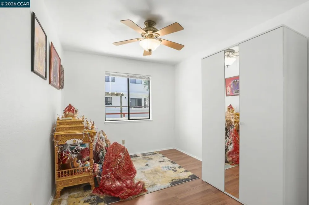 5065 Valley Crest Dr #242 Concord, CA 94521
