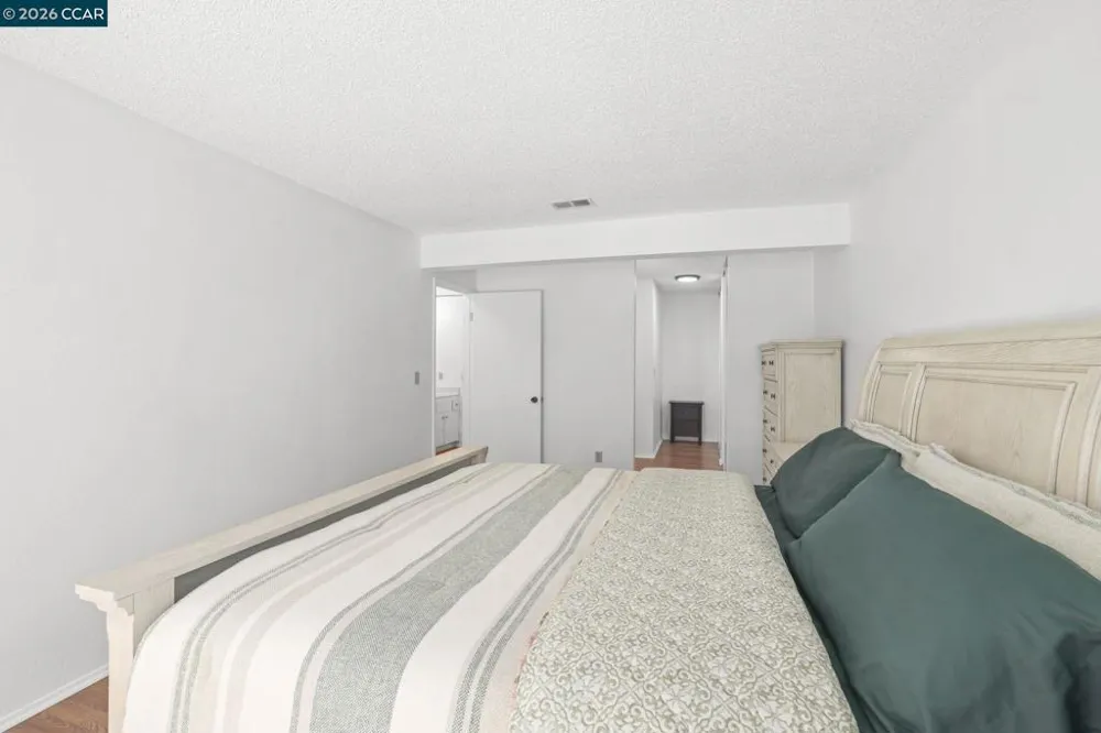5065 Valley Crest Dr #242 Concord, CA 94521