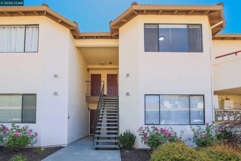5065 Valley Crest Dr #242 Concord, CA 94521