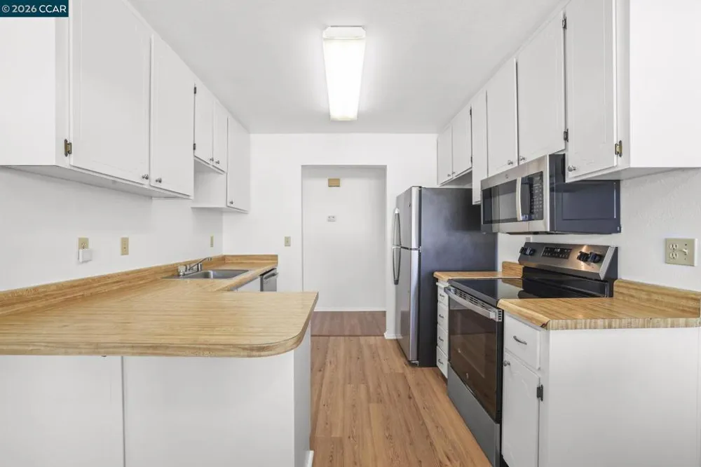5065 Valley Crest Dr #242 Concord, CA 94521