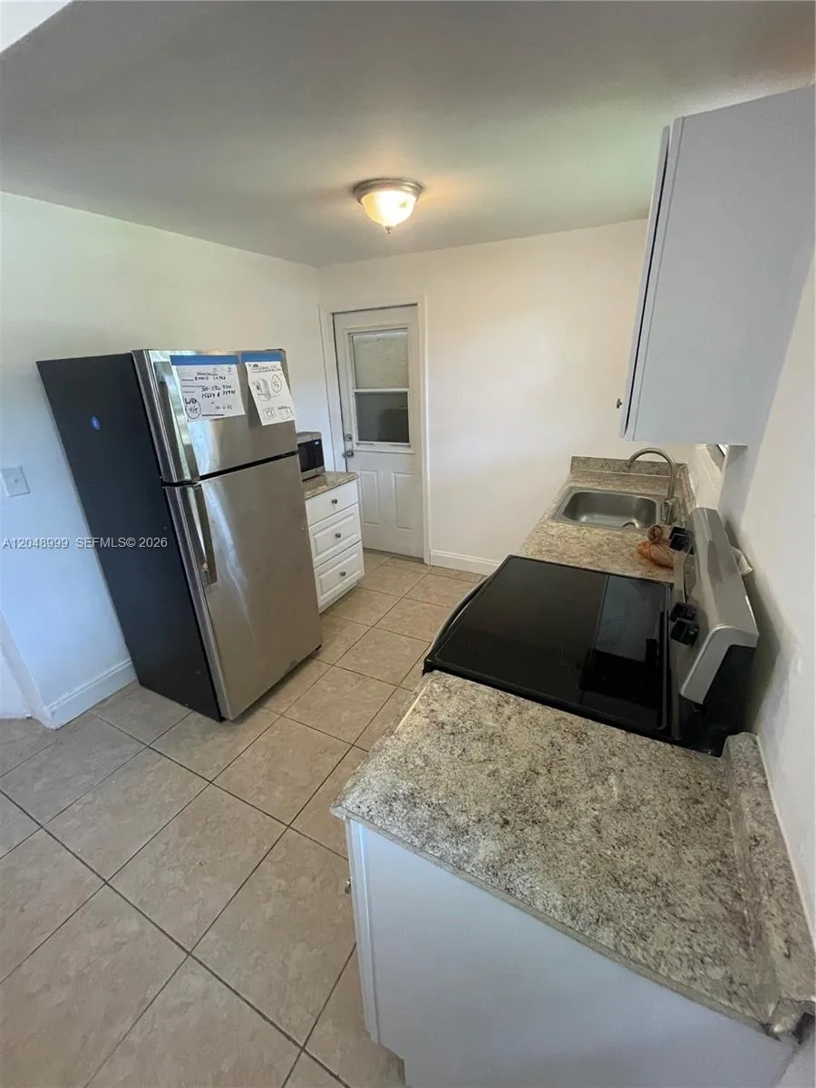 453 SW 19th Rd #Rear Miami, FL 33129