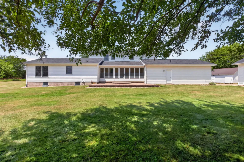 4001 Hoyer Road Napoleon Township, MI 49201