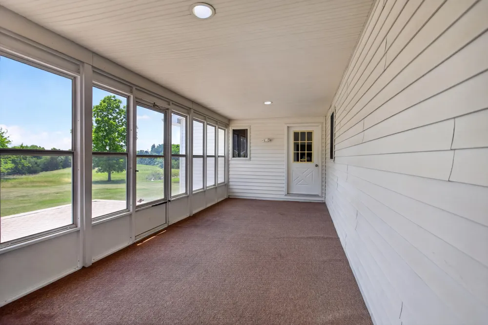 4001 Hoyer Road Napoleon Township, MI 49201