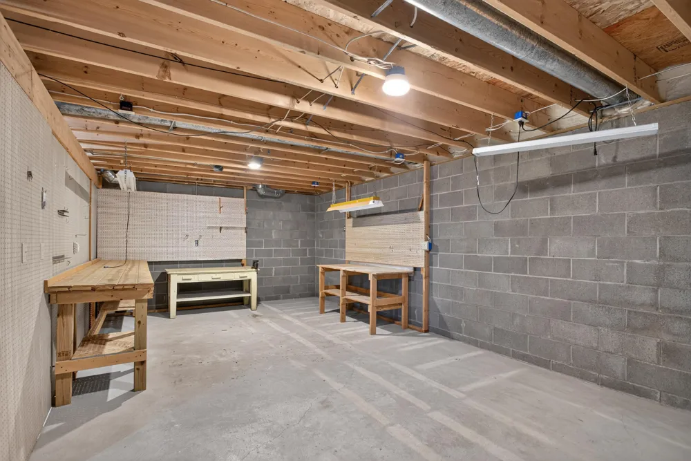 4001 Hoyer Road Napoleon Township, MI 49201