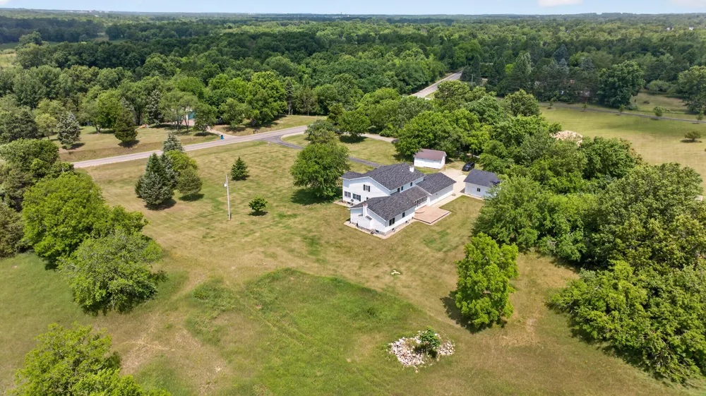 4001 Hoyer Road Napoleon Township, MI 49201