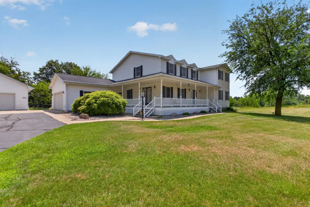 4001 Hoyer Road Napoleon Township, MI 49201