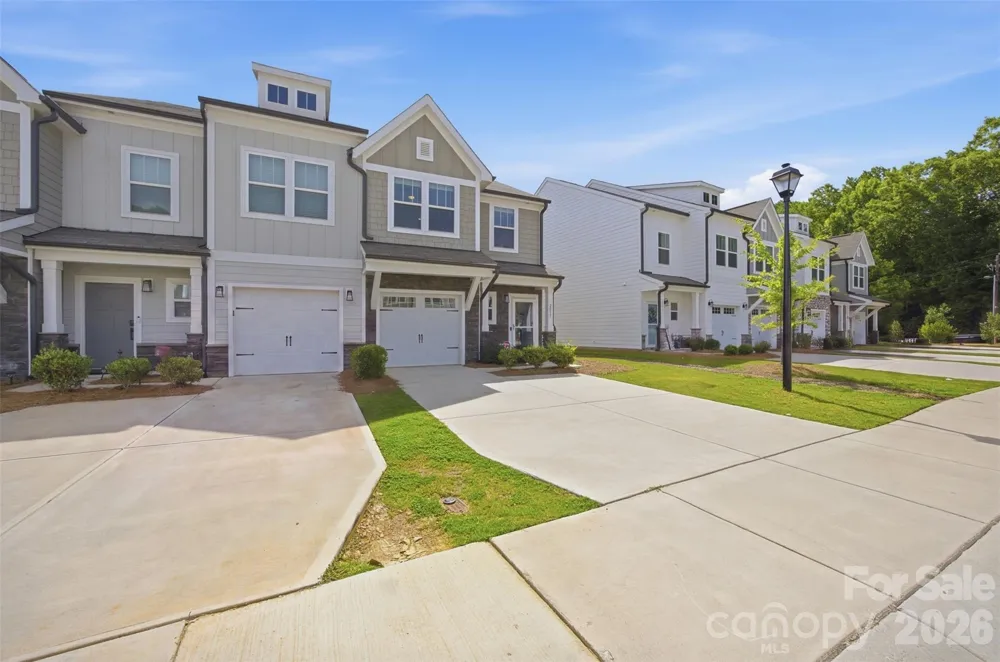 2037 Crooked Oak Lane York, SC 29745