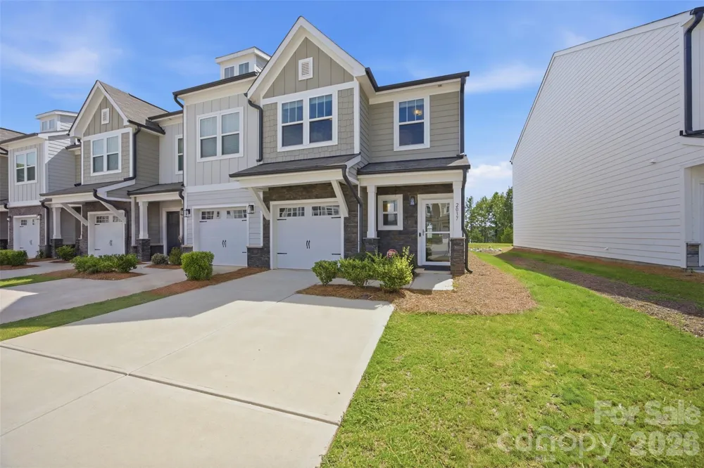 2037 Crooked Oak Lane York, SC 29745