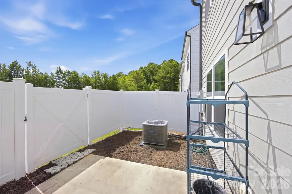 2037 Crooked Oak Lane York, SC 29745