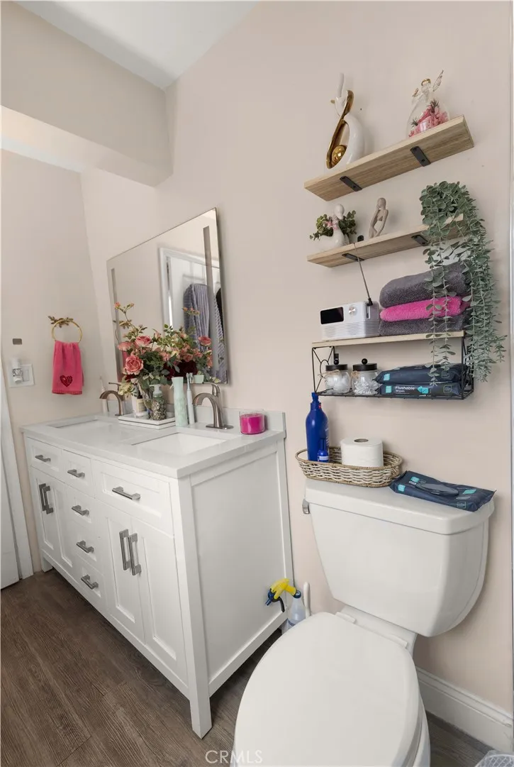 11015 Santa Gertrudes Whittier, CA 90604