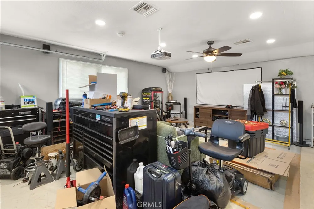 11015 Santa Gertrudes Whittier, CA 90604