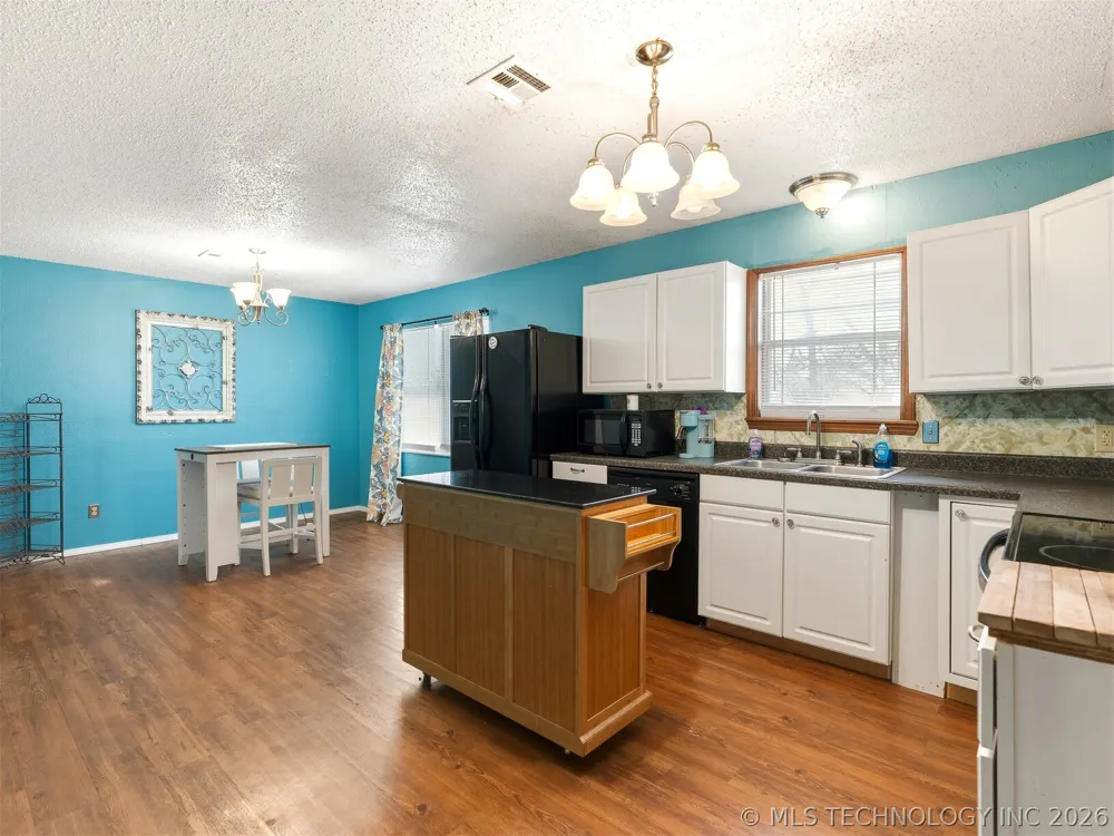 2393 Masters Sulphur, OK 73086