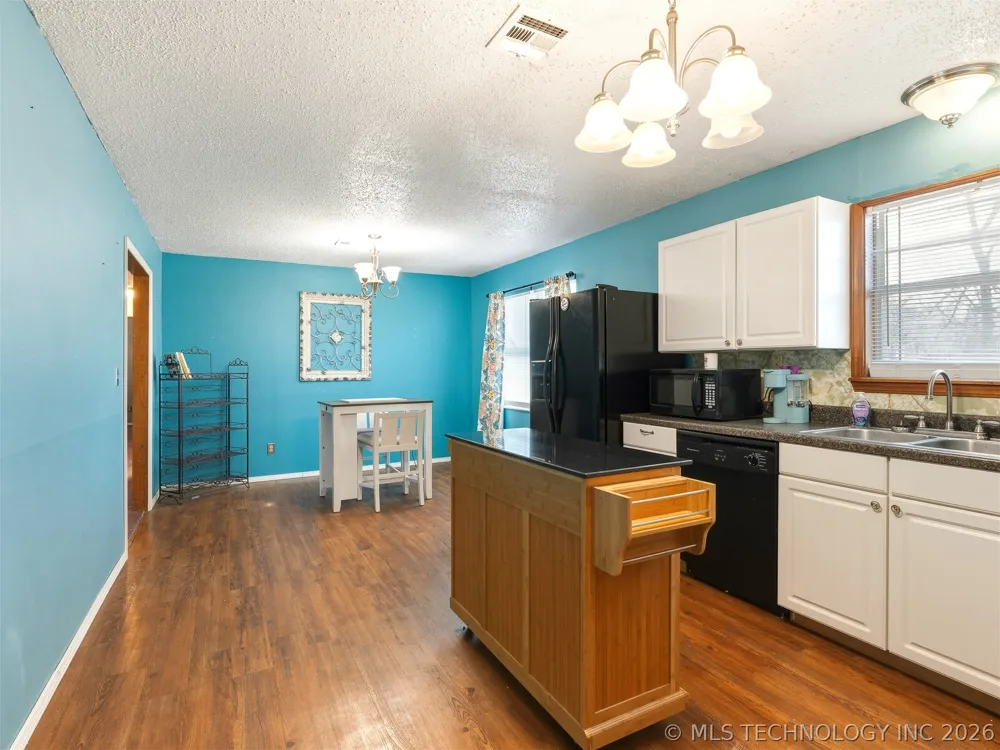 2393 Masters Sulphur, OK 73086