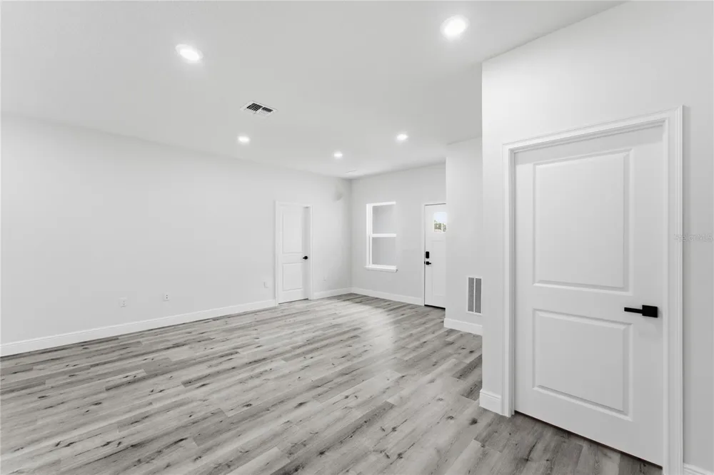 10708 CALDERA AVENUE Citrus Springs, FL 34433