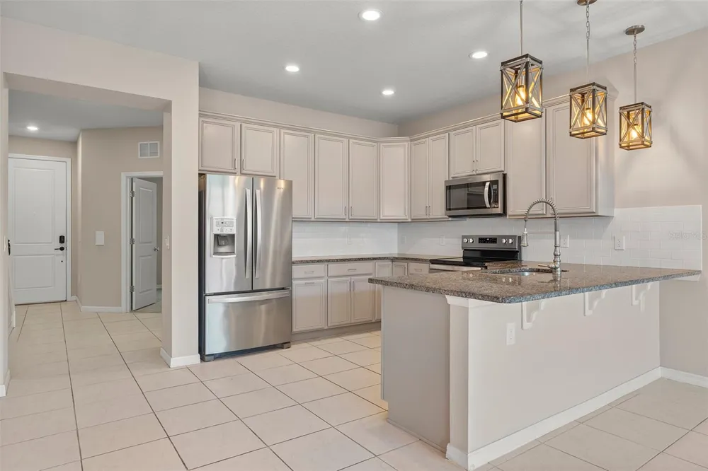 5046 WALKER STREET St Cloud, FL 34771