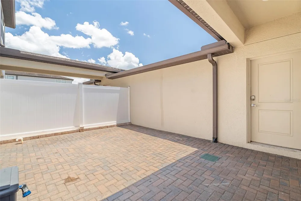 5046 WALKER STREET St Cloud, FL 34771