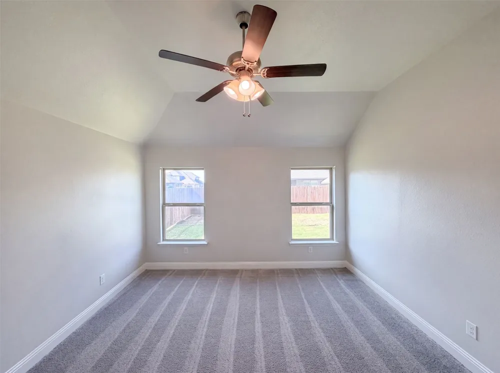 1530 Woodmere Drive Krum, TX 76249