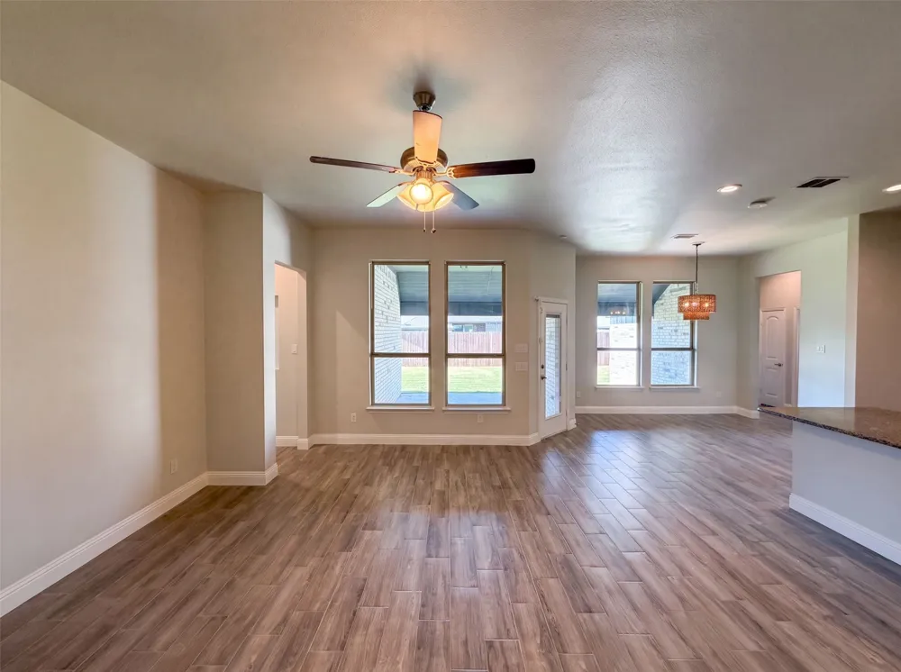1530 Woodmere Drive Krum, TX 76249